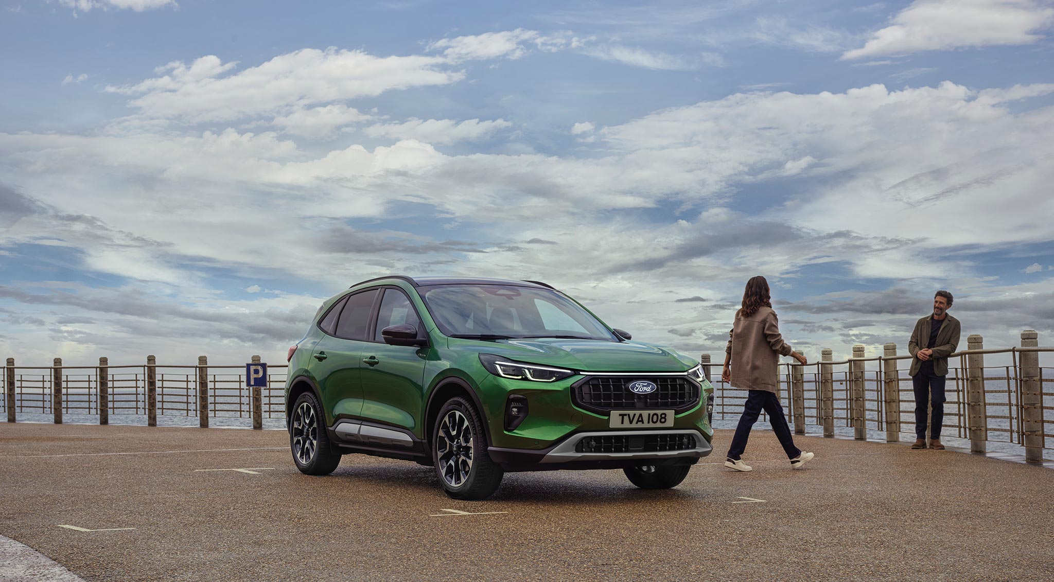 Hibridiniai-automobiliai-Ford-Kuga-PHEV