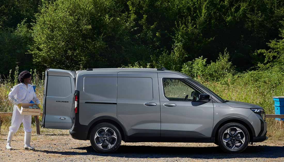 Naujasis Transit Courier